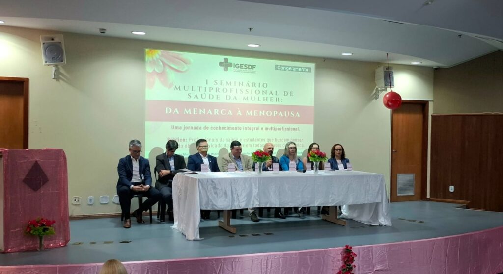 Seminário Especializado Destaca a Saúde da Mulher em Fases Críticas da Vida Seminário Especializado Destaca a Saúde da Mulher em Fases Críticas da Vida