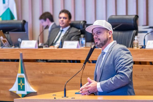 Crise na UnDF: Deputados Cobram Ações na Câmara Legislativa do DF Crise na UnDF: Deputados Cobram Ações na Câmara Legislativa do DF