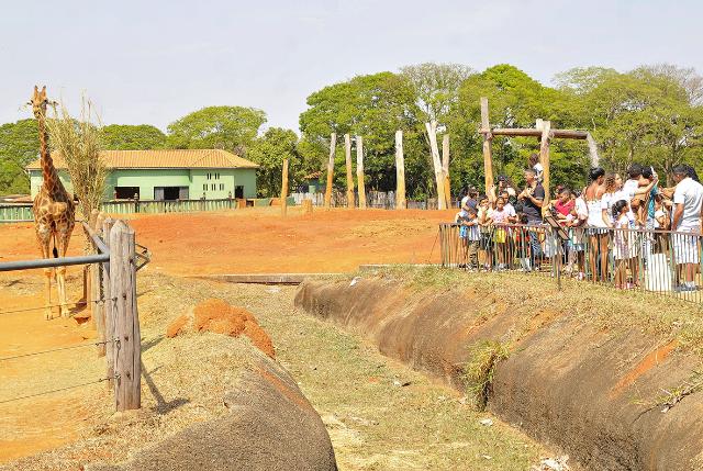 Feriado de Aniversário de Brasília: Veja o que abre e fecha no DF Feriado de Aniversário de Brasília: Veja o que abre e fecha no DF