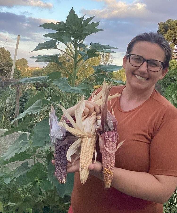 Guardiões de Sementes: Preservando a Cultura Alimentar nas Pequenas Propriedades Guardiões de Sementes: Preservando a Cultura Alimentar nas Pequenas Propriedades