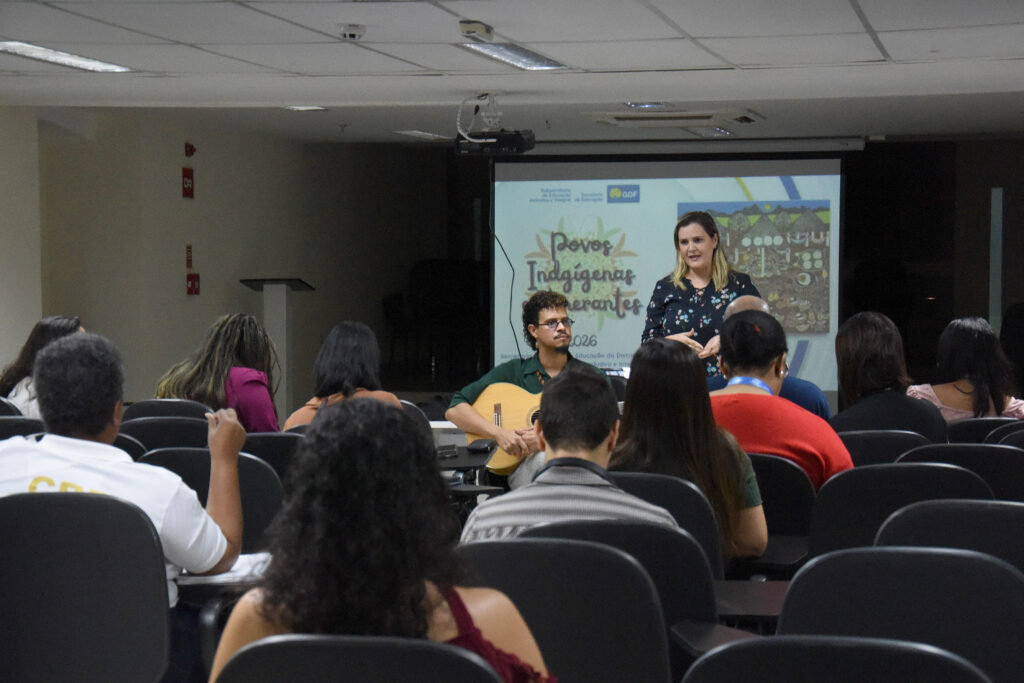 Iniciativa Educacional Fortalece o Debate sobre Povos Indígenas e Itinerantes no DF Iniciativa Educacional Fortalece o Debate sobre Povos Indígenas e Itinerantes no DF