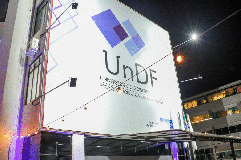 Inscrições Abertas para Programas de Incentivo à Pesquisa Científica na UnDF Inscrições Abertas para Programas de Incentivo à Pesquisa Científica na UnDF