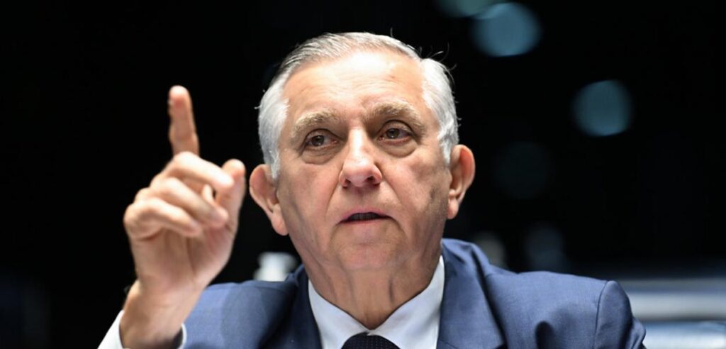 Izalci Lucas se lança como alternativa de direita no GDF em meio à crise política Izalci Lucas se lança como alternativa de direita no GDF em meio à crise política