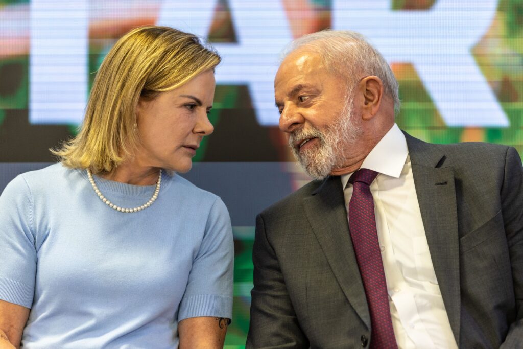 Sucessão de Gleisi Hoffmann: Pressão por Aprovação de Messias no STF Aumenta Sucessão de Gleisi Hoffmann: Pressão por Aprovação de Messias no STF Aumenta