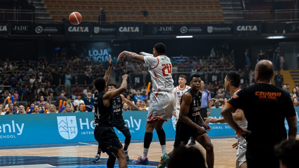 Drama no NBB: Caxias Basquete é Eliminado na Última Jogada e Shamell Anuncia Aposentadoria