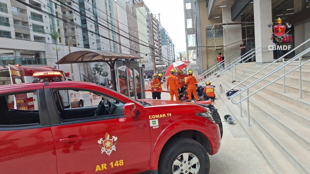 Homem é Gravemente Ferido ao Cair de Andaime em Supermercado em Águas Claras