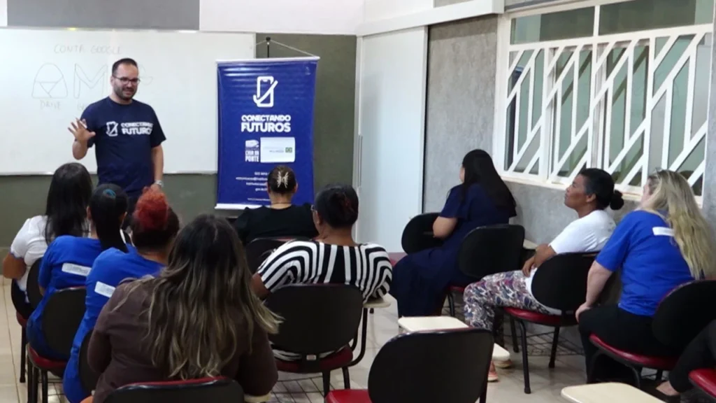 Projeto de letramento digital transforma a vida de moradores de Brasília Projeto de letramento digital transforma a vida de moradores de Brasília