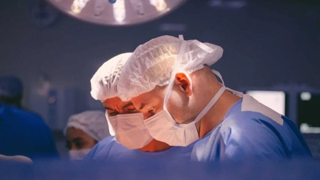 Cirurgia Inédita em Brasília Usa Tecnologia 3D para Recuperar Quadril e Devolver Mobilidade