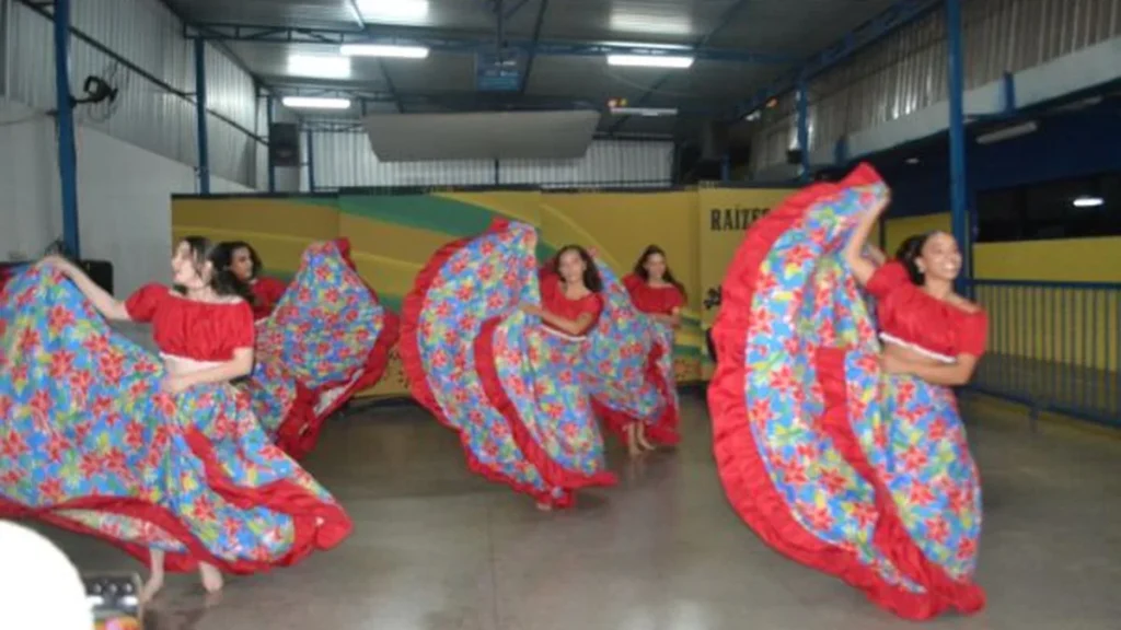 Espetáculo "Raízes do Brasil" inicia temporada no Distrito Federal com dança e cultura