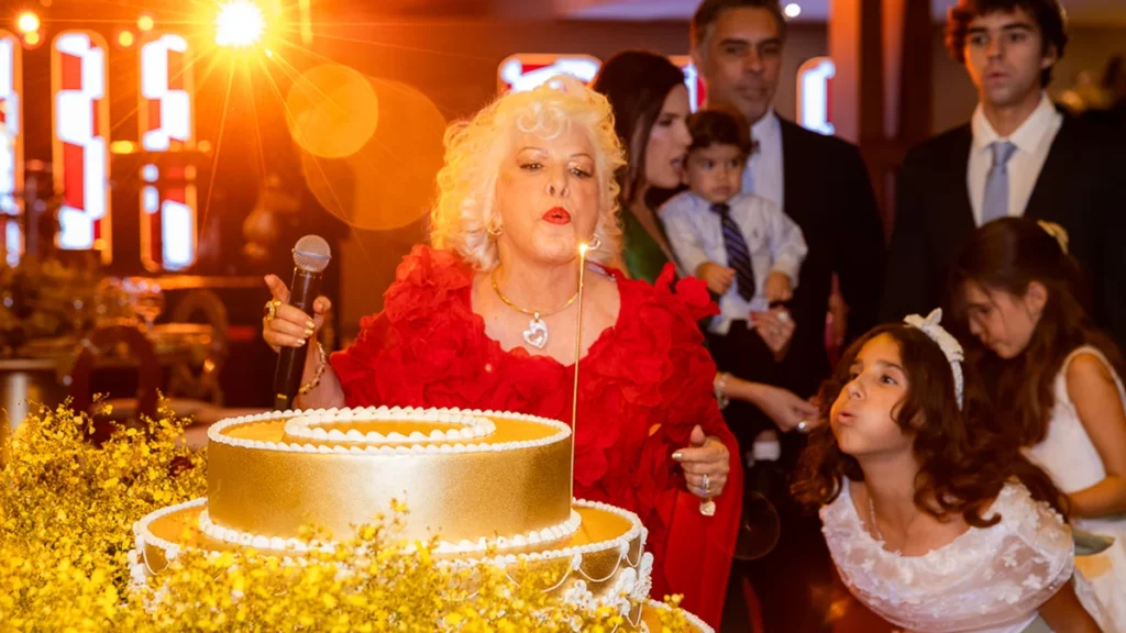 Cosete Ramos celebra 85 anos com festa em dois atos em Brasília Cosete Ramos celebra 85 anos com festa em dois atos em Brasília