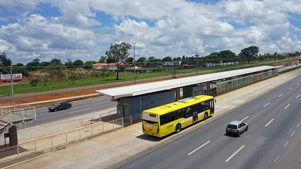 Arruda propõe corredor de BRT para melhorar mobilidade entre Planaltina e Sobradinho Arruda propõe corredor de BRT para melhorar mobilidade entre Planaltina e Sobradinho