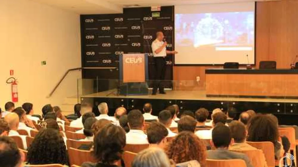 Marinha promove o primeiro Simpósio de Comunicação Estratégica em Brasília Marinha promove o primeiro Simpósio de Comunicação Estratégica em Brasília