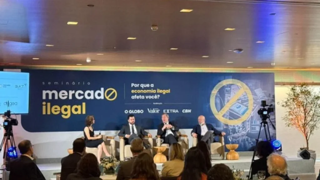 Seminário em Brasília destaca desafios e soluções para a economia ilegal Seminário em Brasília destaca desafios e soluções para a economia ilegal