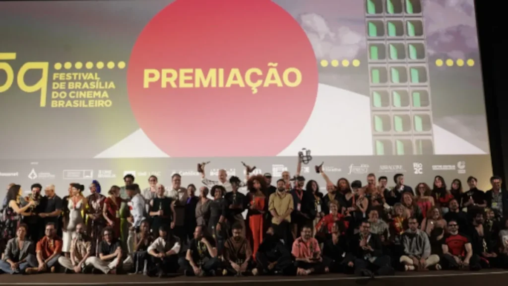 Brasília 2026: ‘Se Eu Fosse Vivo… Vivia’ conquista a maratona candanga com sensibilidade e inovação Brasília 2026: 'Se Eu Fosse Vivo... Vivia' conquista a maratona candanga com sensibilidade e inovaçã