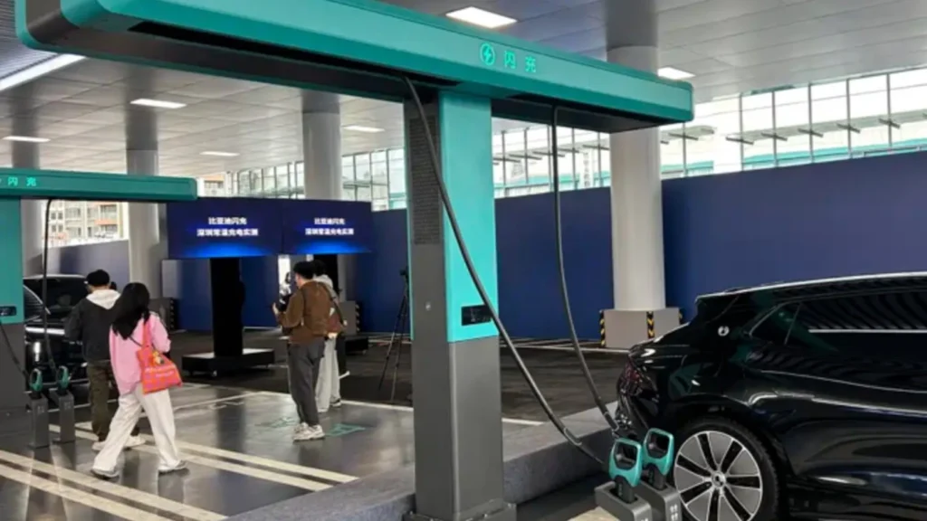 Carregador ultrarrápido de bateria estreia em Brasília com tecnologia inédita Carregador ultrarrápido de bateria estreia em Brasília com tecnologia inédita