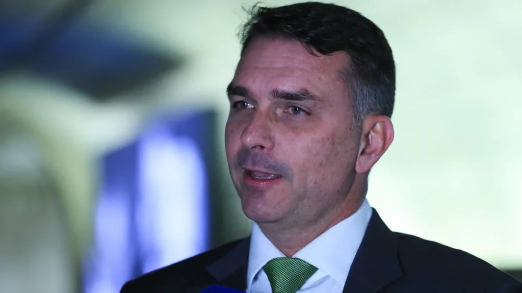 Datafolha mostra Flávio Bolsonaro com 41% e Lula com 34% no Distrito Federal