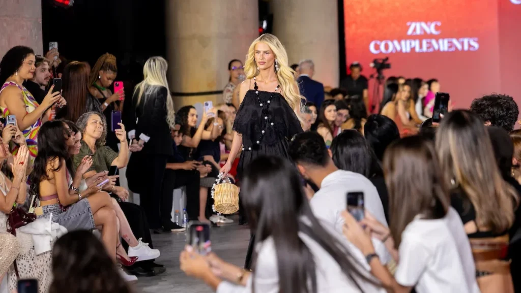 Metrópoles Catwalk: Como o Evento Transformou Brasília no Centro da Moda Nacional Metrópoles Catwalk: Como o Evento Transformou Brasília no Centro da Moda Nacional
