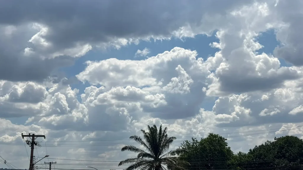 Semana de calor no Distrito Federal: temperaturas podem chegar a 34ºC com umidade baixa