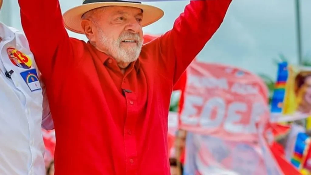 Agenda dos Candidatos Presidenciais: Lula em Minas e Flávio Bolsonaro em Brasília Agenda dos Candidatos Presidenciais: Lula em Minas e Flávio Bolsonaro em Brasília