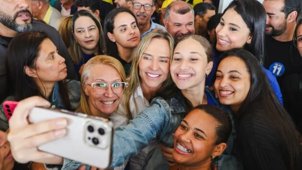Celina Leão detalha obras e regularização em Vicente Pires, Águas Claras e 26 de Setembro Celina Leão detalha obras e regularização em Vicente Pires, Águas Claras e 26 de Setembro