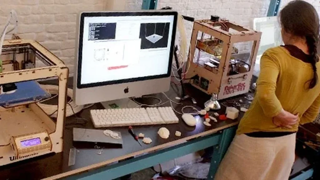 Cursos Gratuitos de Robótica Educacional e Fabricação Digital no Gama
