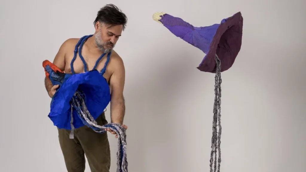 Exposição “Cerrado Cósmico” em Brasília traz arte tátil e olfativa que conecta público ao bioma Exposição "Cerrado Cósmico" em Brasília traz arte tátil e olfativa que conecta público ao bioma