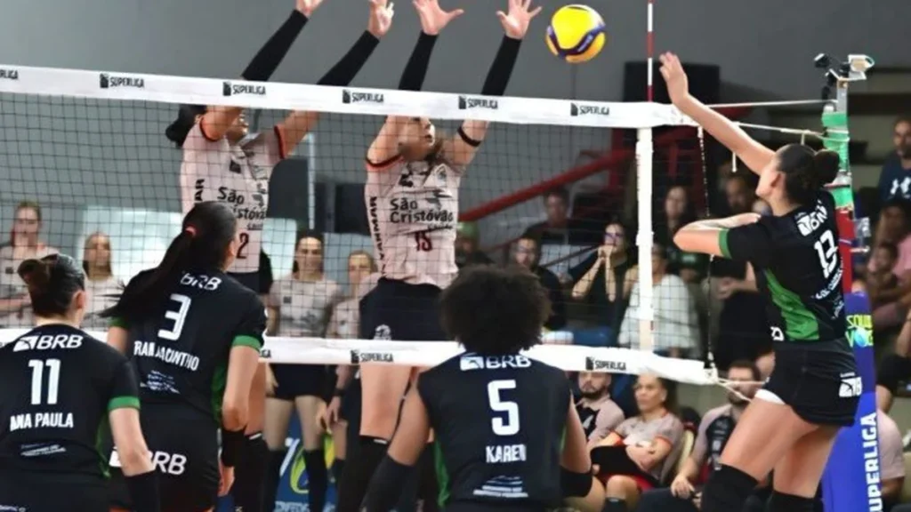 Superliga Feminina: Brasília Vôlei estreia com derrota contra Osasco em casa