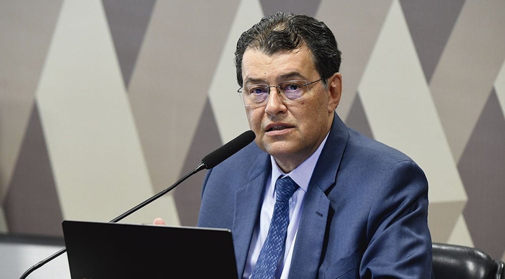 Disputa Acirrada pelo Senado no Amazonas: Nova Pesquisa Revela Favoritos Imagem do artigo