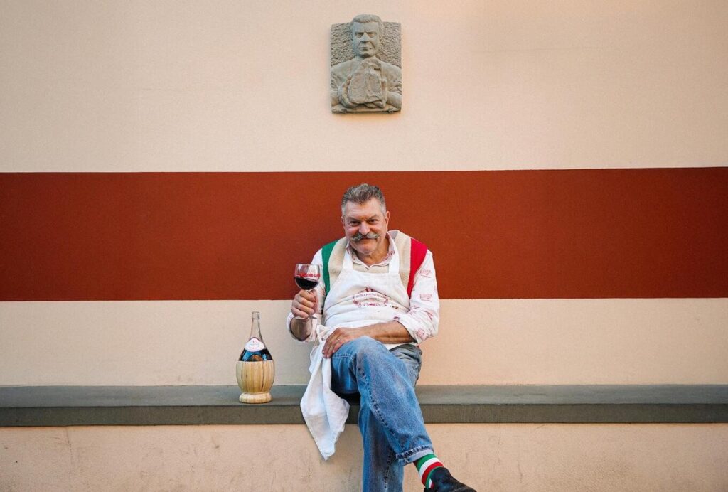Dario Cecchini: O Açougueiro Icônico que Chega ao Brasil para Jantares Especiais Imagem do artigo