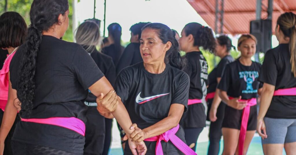 Aulão Gratuito de Defesa Pessoal Feminina na Vila Olímpica: Uma Oportunidade Imperdível