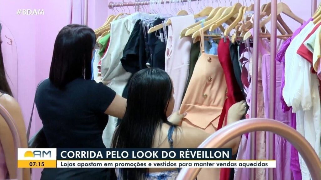 Comércio de Roupas em Manaus: Vendas Aumentam com as Promoções de Fim de Ano Comércio de Roupas em Manaus: Vendas Aumentam com as Promoções de Fim de Ano