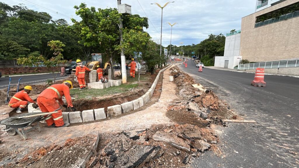 Finalização das Obras de Alargamento da Ponte na Avenida do Turismo em Manaus Finalização das Obras de Alargamento da Ponte na Avenida do Turismo em Manaus
