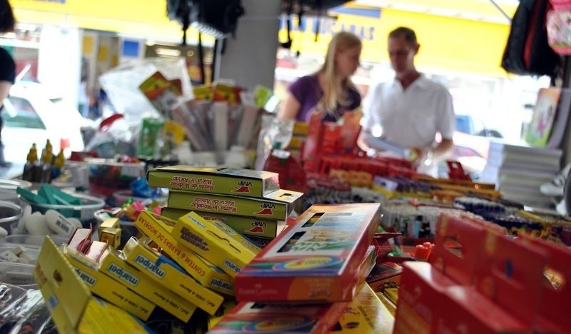 Gastos com Material Escolar em Manaus: Famílias Preveem Despesas de R$ 601 a R$ 700 em 2026 Gastos com Material Escolar em Manaus: Famílias Preveem Despesas de R$ 601 a R$ 700 em 2026