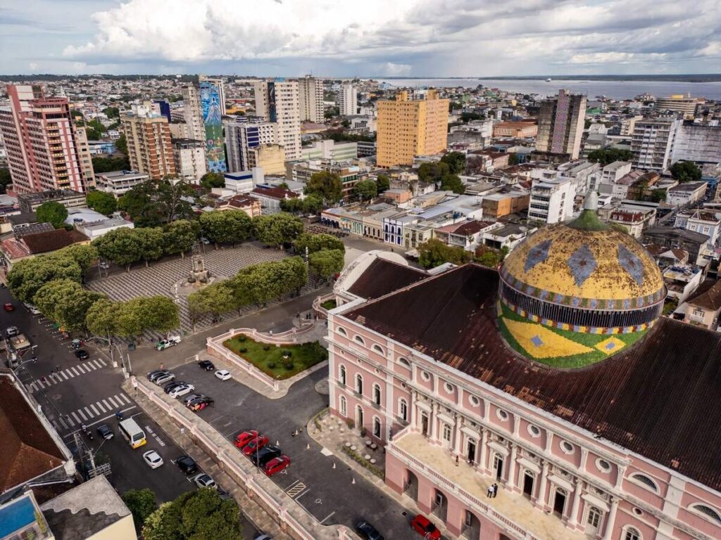 Manaus Se Destaca com Maior PIB da Região Norte e Supera Capitais do Nordeste e Sul Manaus Se Destaca com Maior PIB da Região Norte e Supera Capitais do Nordeste e Sul