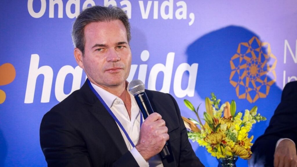 Mudanças na Liderança da Hapvida: Ceo Troca e Crise Financeira se Aprofunda Mudanças na Liderança da Hapvida: Ceo Troca e Crise Financeira se Aprofunda