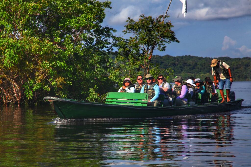 Turismo no Amazonas Registra Crescimento Recorde em 2025 Turismo no Amazonas Registra Crescimento Recorde em 2025