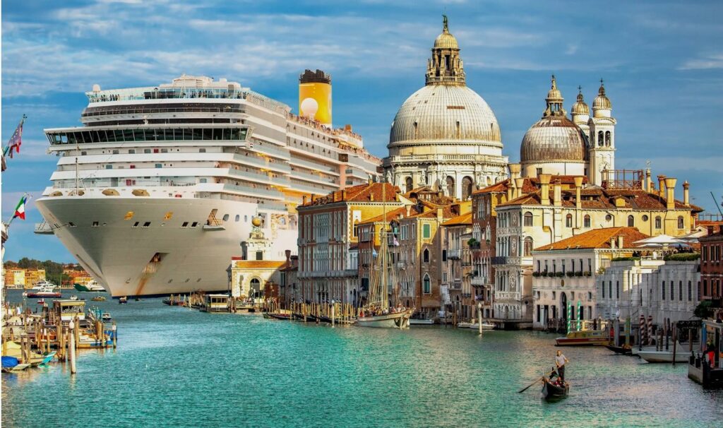 A Degradação do Turismo Internacional: Desafios e Contradições A Degradação do Turismo Internacional: Desafios e Contradições