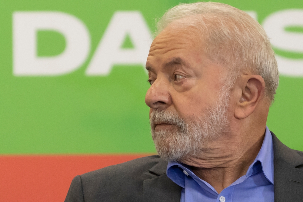 Análises Revelam Sustentabilidade Questionável da Política Fiscal de Lula Análises Revelam Sustentabilidade Questionável da Política Fiscal de Lula