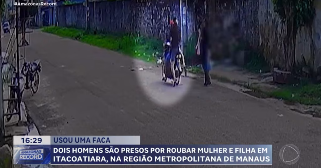 Assalto em Itacoatiara: Mulher e Filha Vítimas de Crime à Luz do Dia Assalto em Itacoatiara: Mulher e Filha Vítimas de Crime à Luz do Dia