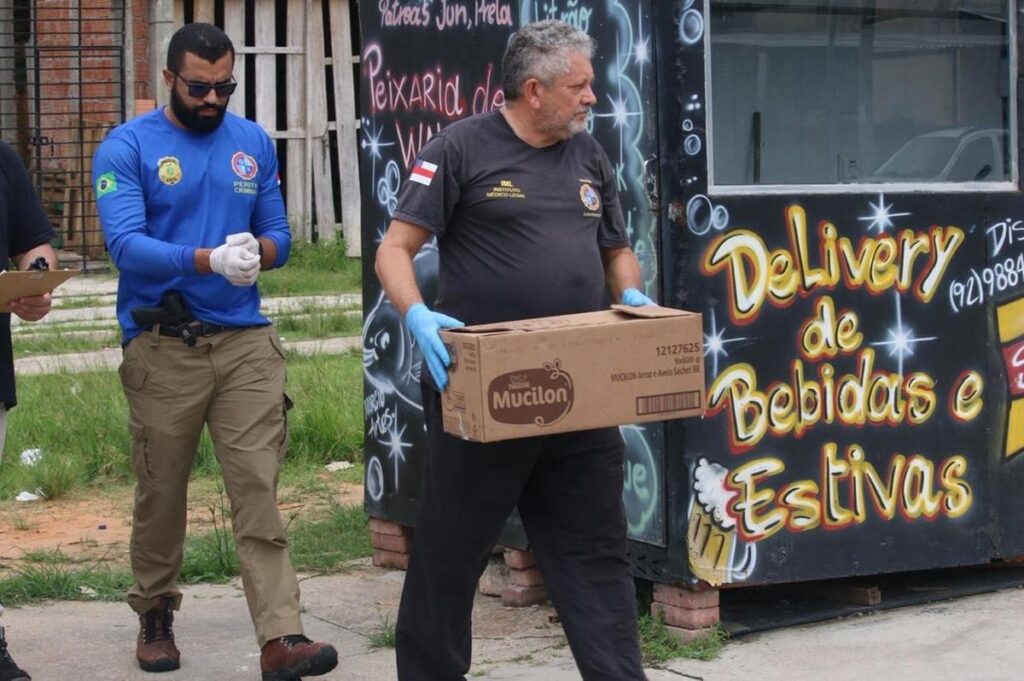 Feto Sem Vida Encontrado em Caixa Abandonada na Zona Sul de Manaus Feto Sem Vida Encontrado em Caixa Abandonada na Zona Sul de Manaus