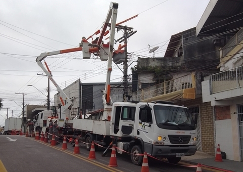 Interrupção de Energia Afeta Bairros e Ramais na BR-174 em Manaus Interrupção de Energia Afeta Bairros e Ramais na BR-174 em Manaus