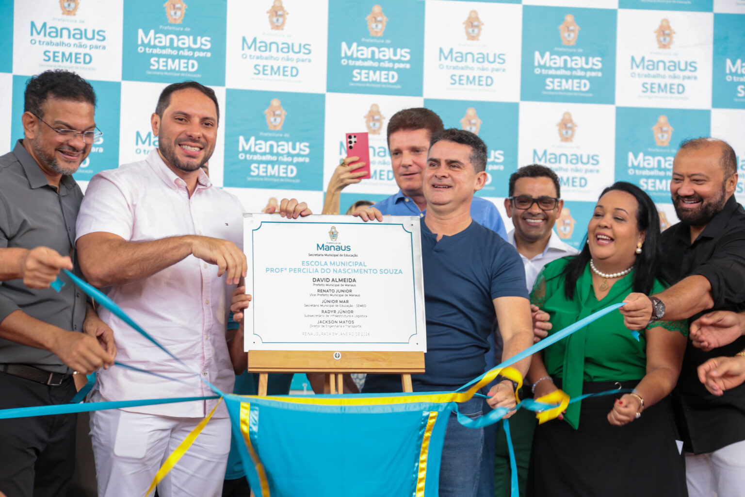 Prefeito David Almeida Inaugura Escola Revitalizada na Compensa | Educação de Qualidade em Manaus Prefeito David Almeida Inaugura Escola Revitalizada na Compensa | Educação de Qualidade em Manaus