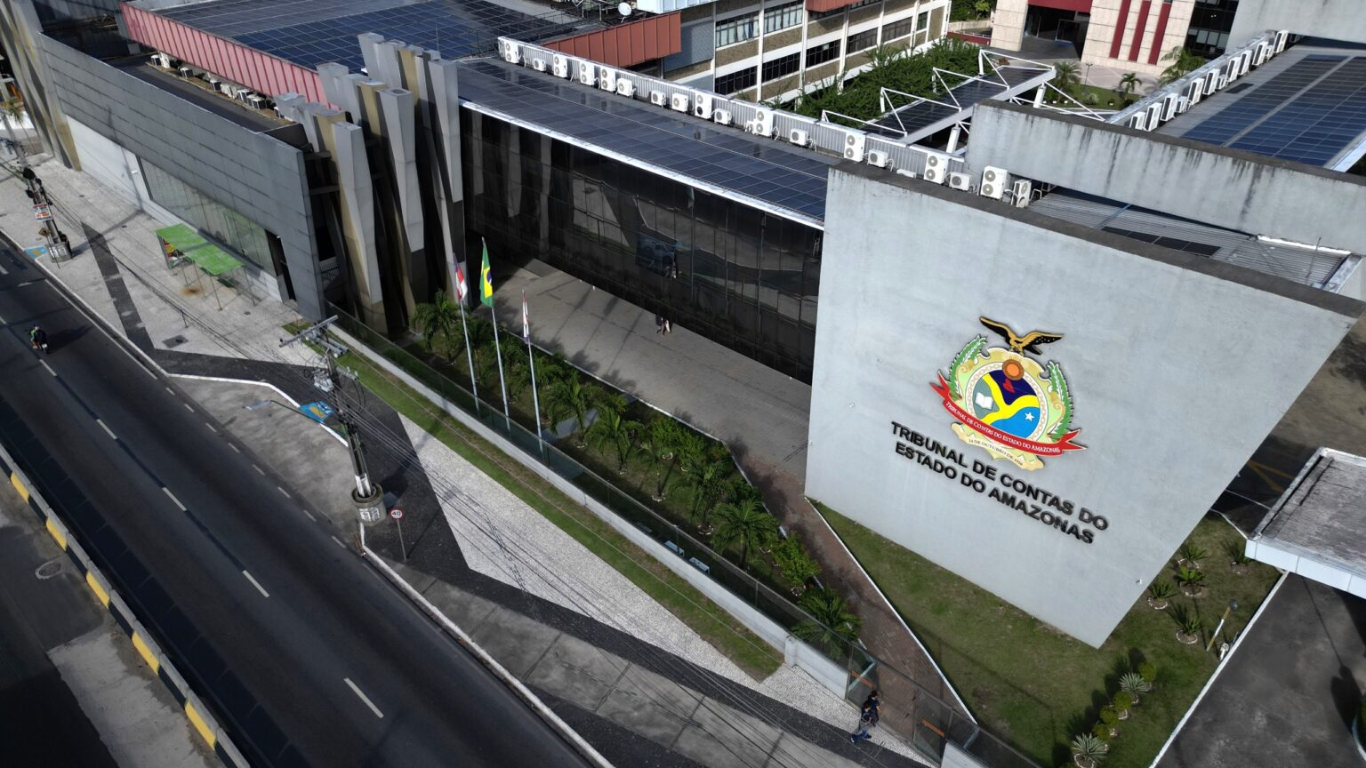 TCE-AM Lança Programa Inovador para Elevar Padrões da Educação no Amazonas TCE-AM Lança Programa Inovador para Elevar Padrões da Educação no Amazonas
