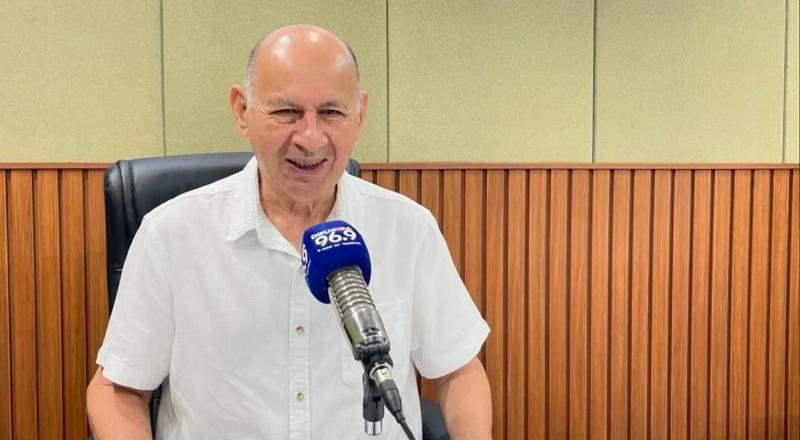 Valdir Correia se despede da Rádio Difusora após 50 anos de dedicação Valdir Correia se despede da Rádio Difusora após 50 anos de dedicação