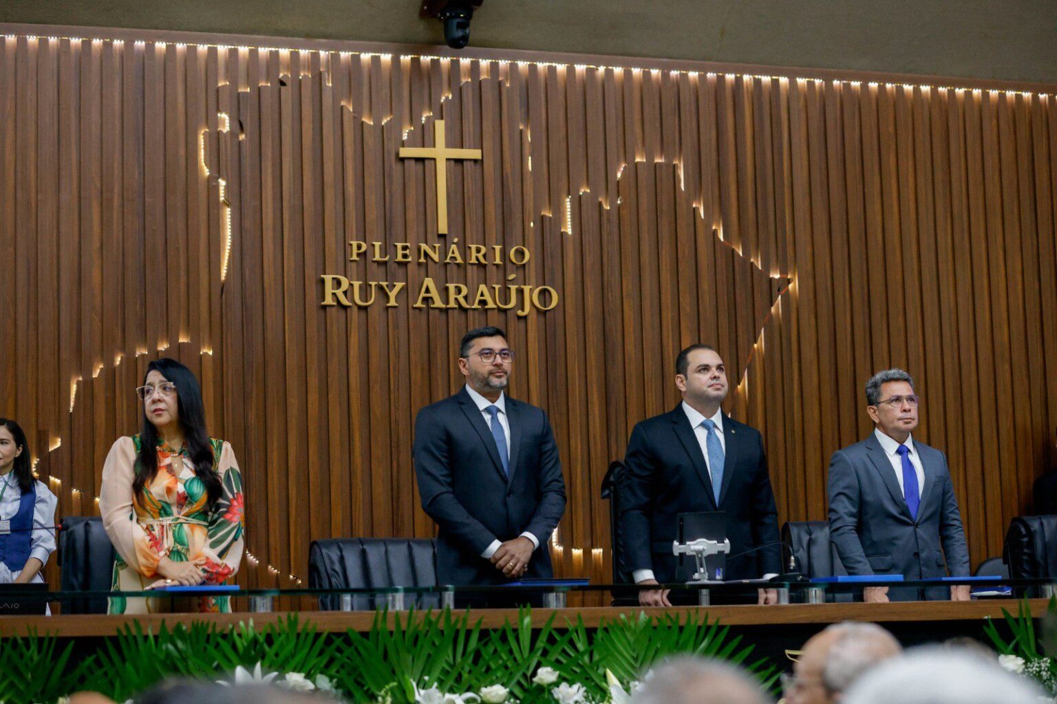 Avanços na Saúde em Amazonas: A Parceria entre Wilson Lima e Tadeu de Souza Avanços na Saúde em Amazonas: A Parceria entre Wilson Lima e Tadeu de Souza