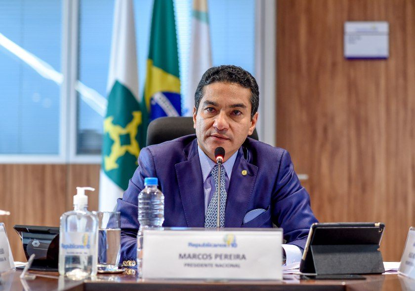 Câmara Aprova Urgência para Regulamentação da Profissão de Trabalhador em Refeições Coletivas Câmara Aprova Urgência para Regulamentação da Profissão de Trabalhador em Refeições Coletivas
