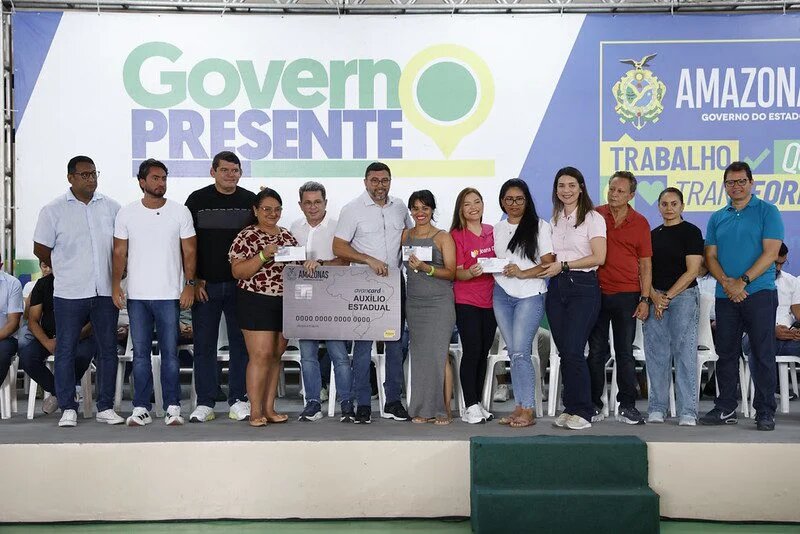 Governo Presente: Serviços de Cidadania e Saúde Atraem Moradores do Japiim Governo Presente: Serviços de Cidadania e Saúde Atraem Moradores do Japiim