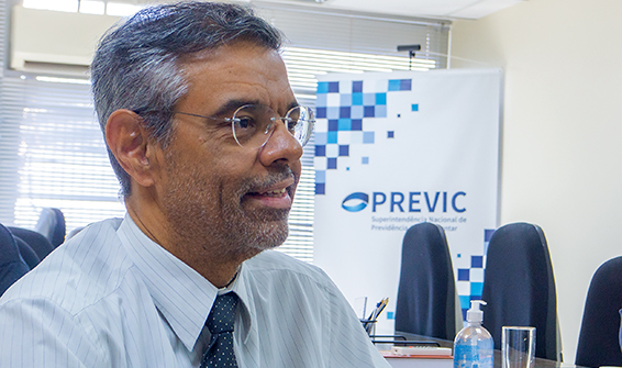 Inovações e Colaboração em Previdência: Reunião da Cofom Abre Debate sobre Micropensões Inovações e Colaboração em Previdência: Reunião da Cofom Abre Debate sobre Micropensões