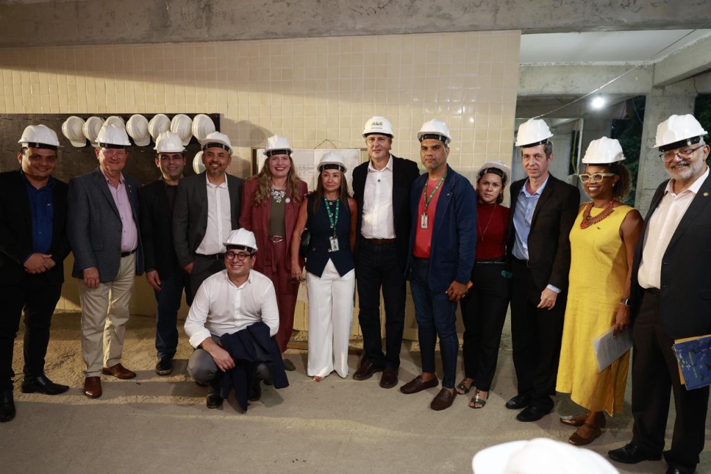 Ministro da Educação Inspeciona Obras na Universidade Federal do Amazonas Ministro da Educação Inspeciona Obras na Universidade Federal do Amazonas