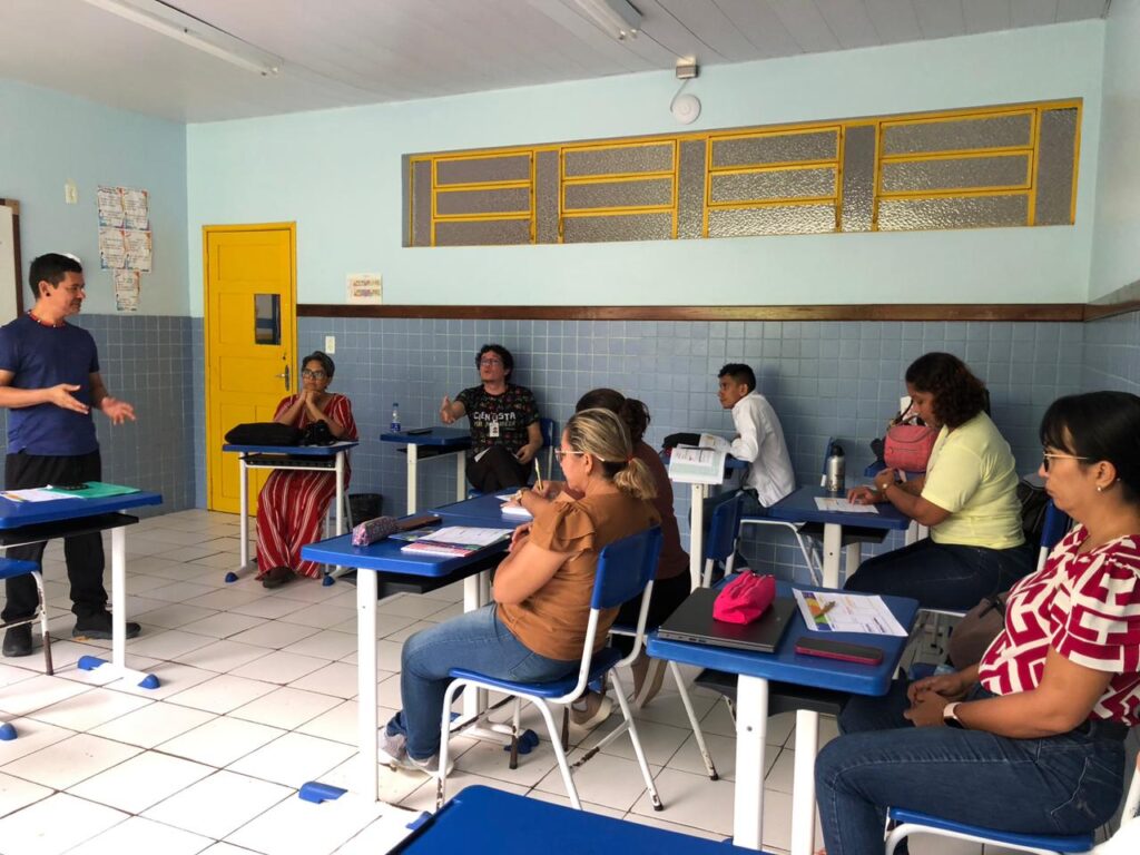 Prefeitura de Manaus Promove Formação Científica em Escolas da Zona Ribeirinha